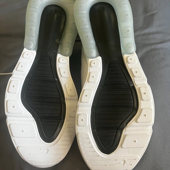 Nike Air Max 270 - NEW Men's Size 15 - Picture 6 of 6